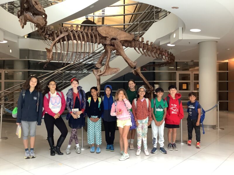 Image for the Tweet beginning: Oh yeah… #friyay 